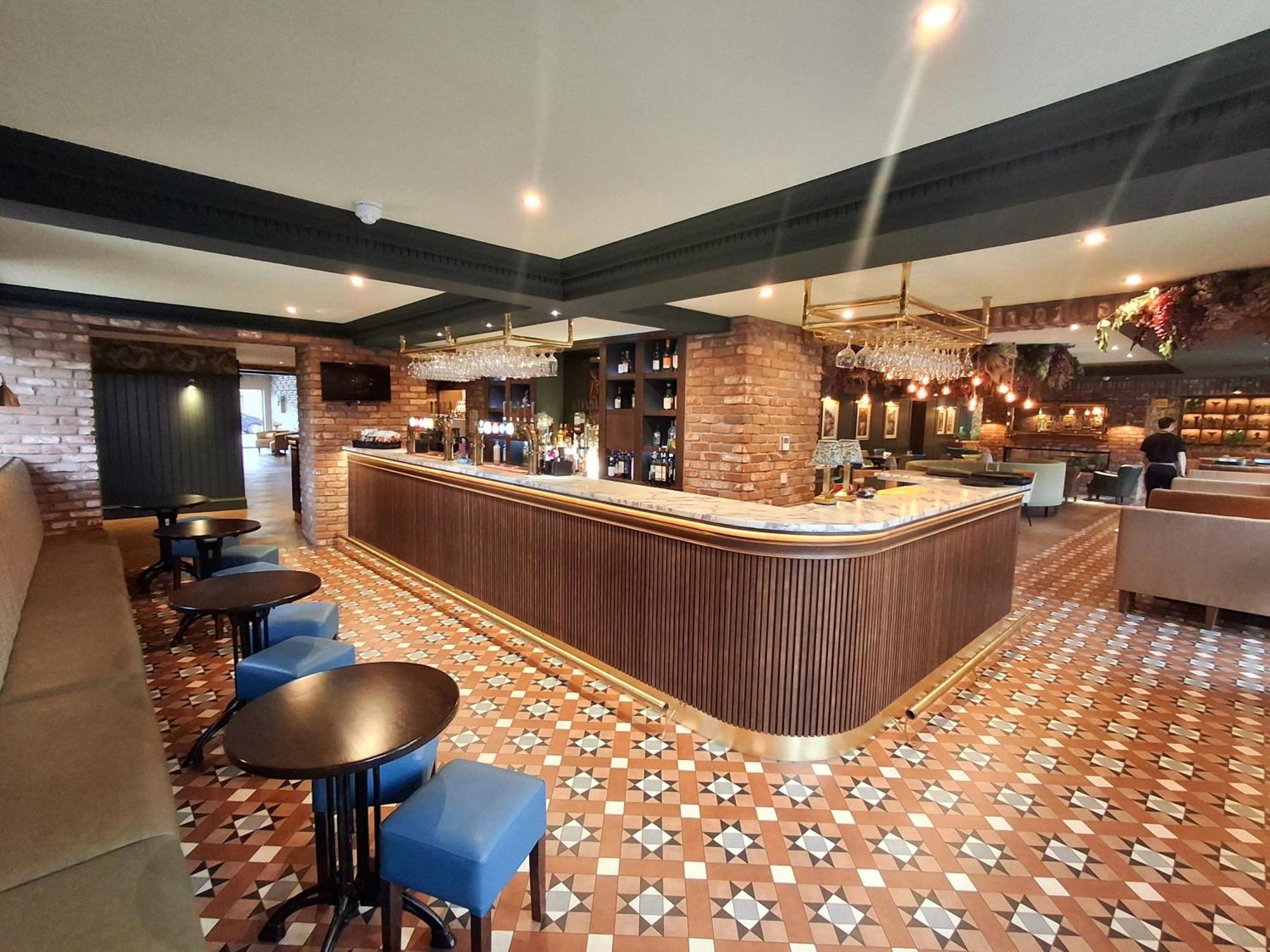 Adamson Hotel Dunfermline Ngoại thất bức ảnh