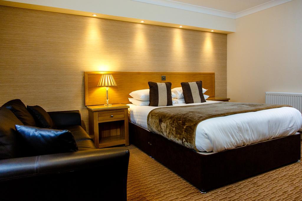 Adamson Hotel Dunfermline Ngoại thất bức ảnh