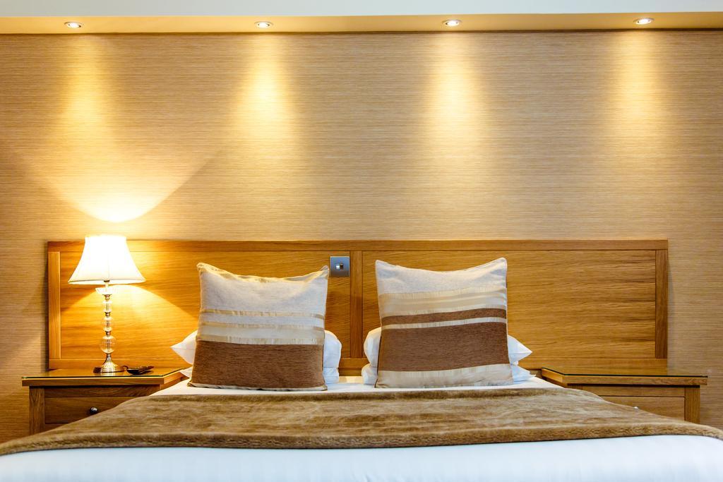 Adamson Hotel Dunfermline Ngoại thất bức ảnh