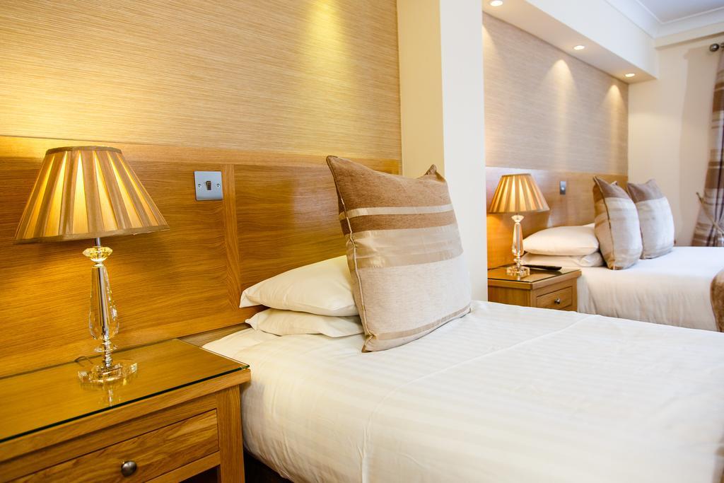 Adamson Hotel Dunfermline Ngoại thất bức ảnh