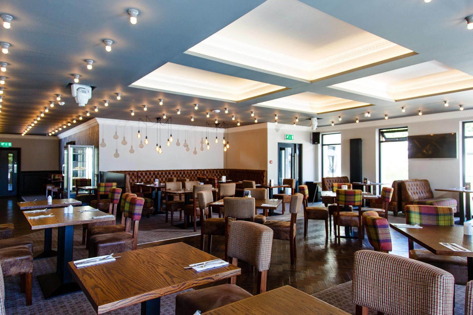 Adamson Hotel Dunfermline Ngoại thất bức ảnh