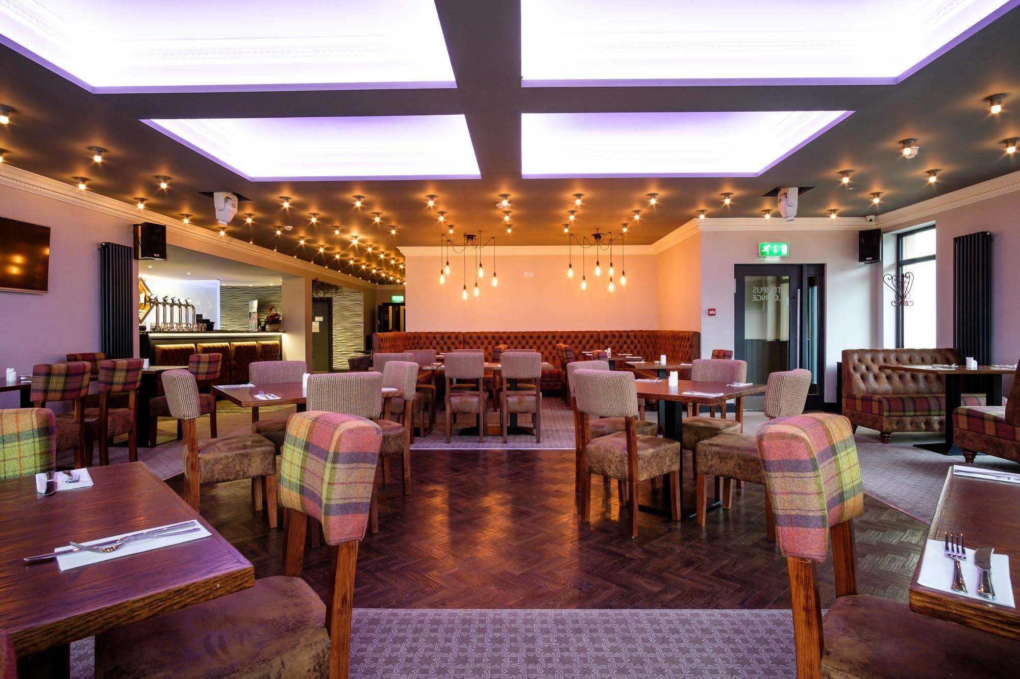 Adamson Hotel Dunfermline Ngoại thất bức ảnh