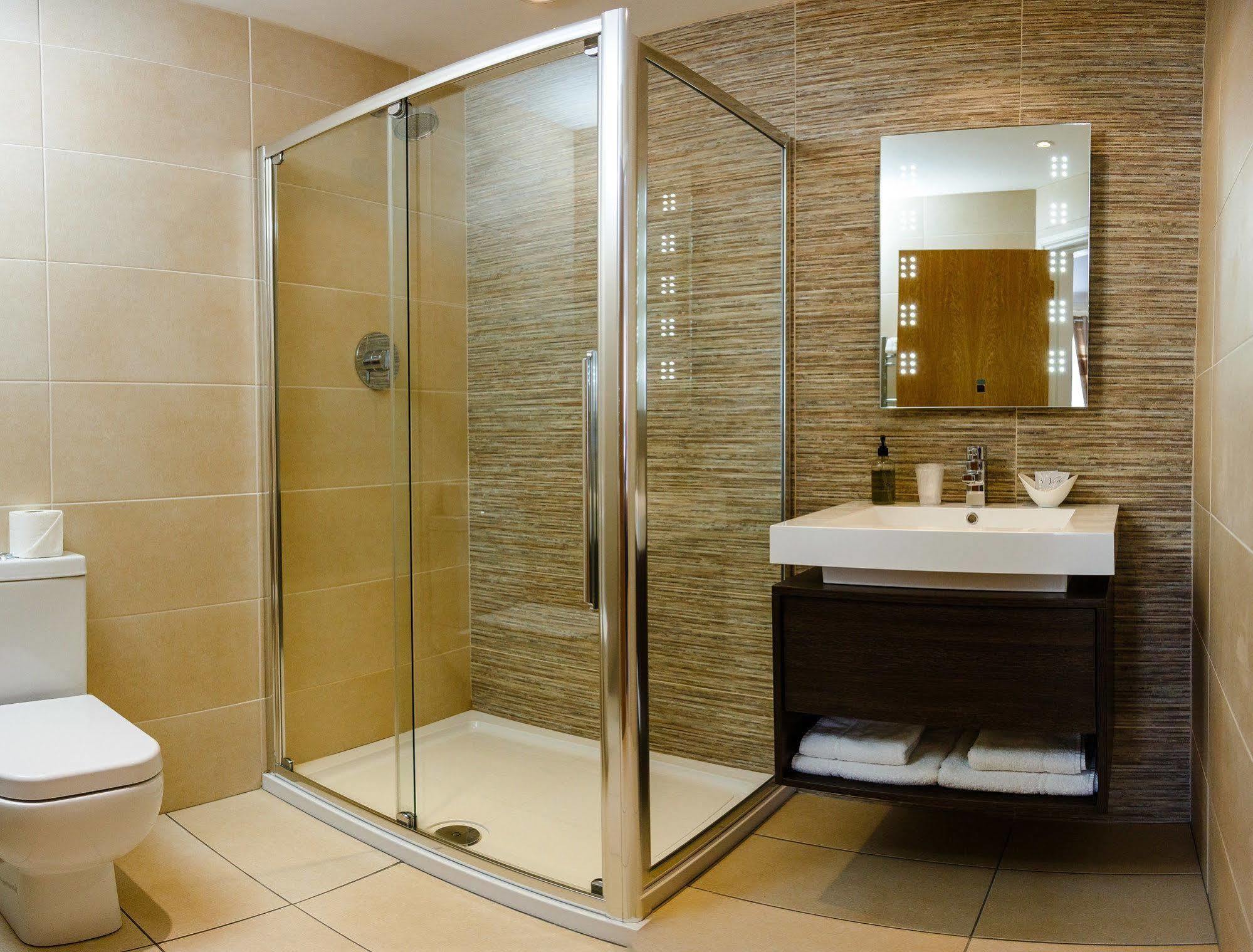Adamson Hotel Dunfermline Ngoại thất bức ảnh