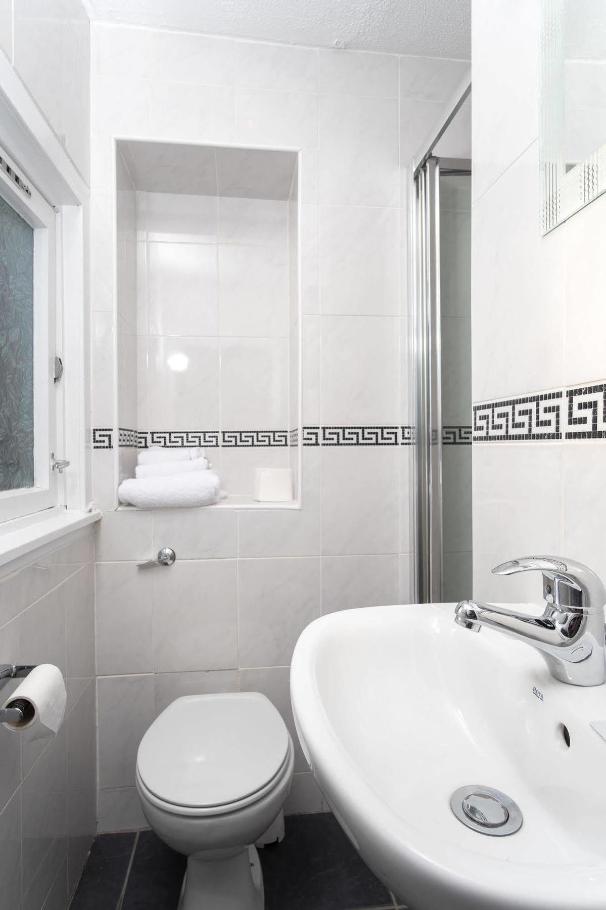 Adamson Hotel Dunfermline Ngoại thất bức ảnh